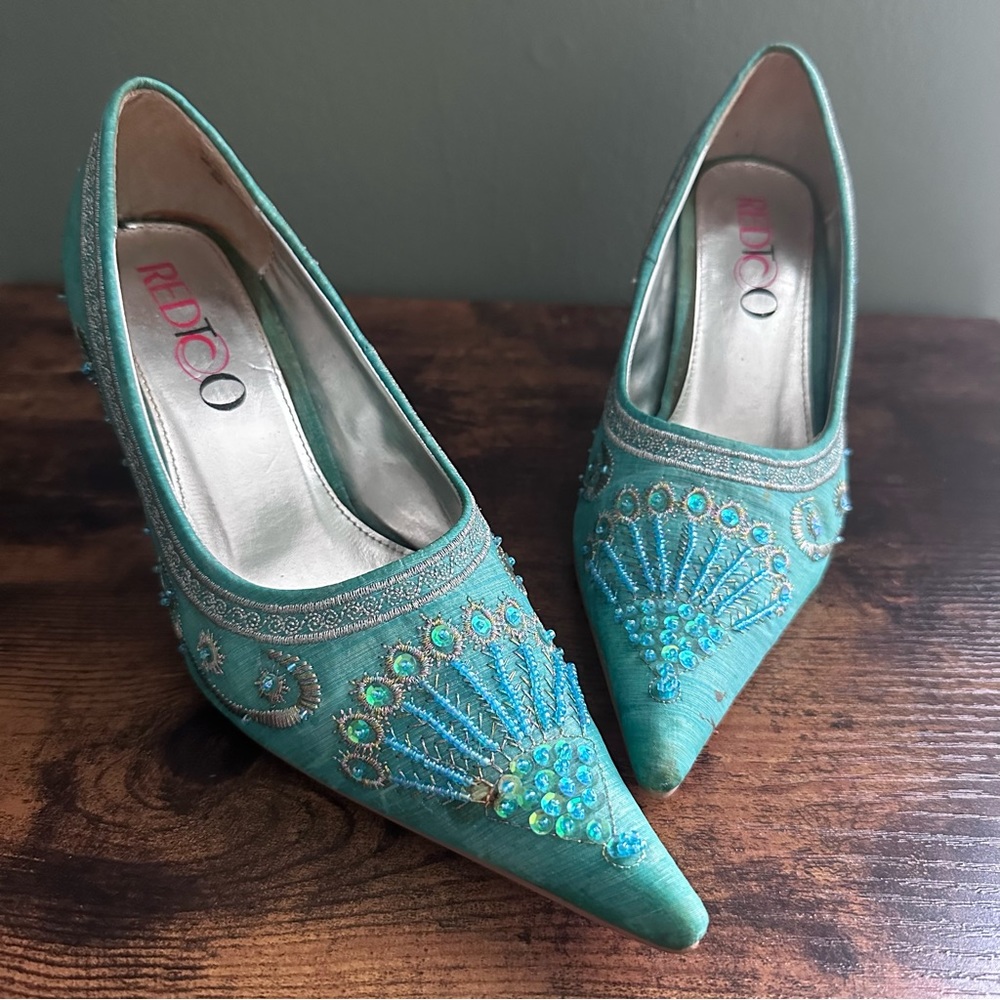 Women's Redtoo Turquoise Embellished Pump Size 6